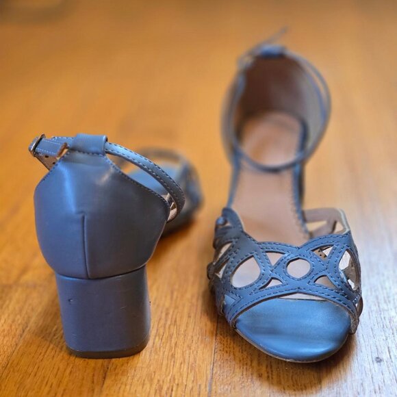 8 JG WOMEN'S Blue LEATHER 2' BLOCK HEEL with strap buckle ankle sexy open toe - Picture 2 of 9